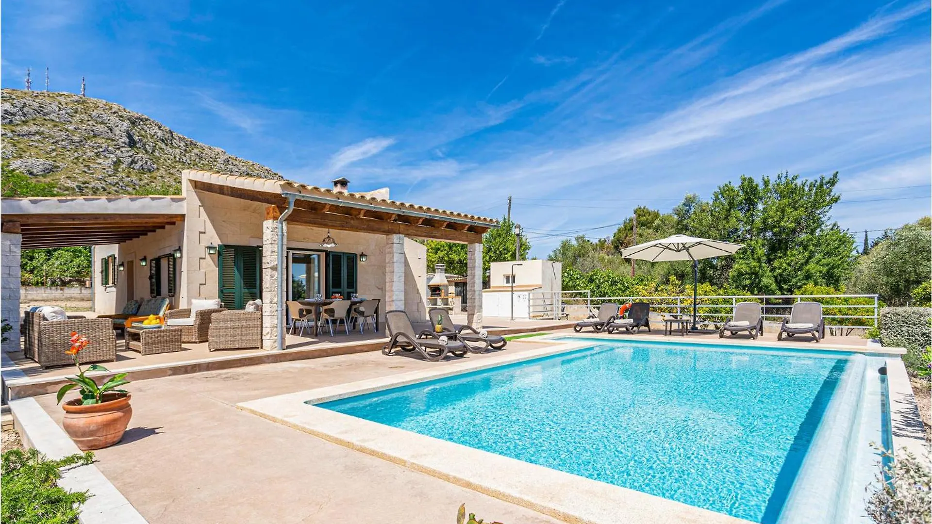 Cozy Home In Puerto De Alcudia 別荘 ポルト・ダルクディア